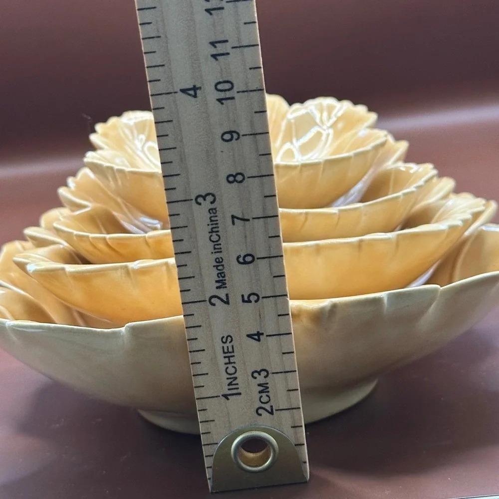 Vintage Ceramic Leaf Nesting 4 Bowl Caramel Majolica Style Signed Studio Pottery